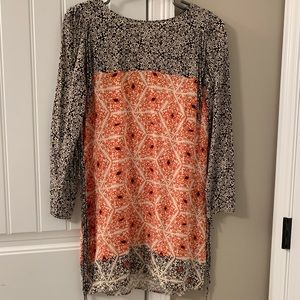 Zara XS beautiful patterned dress w/ tassel detail